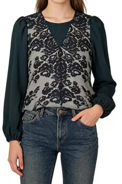 Women's blouse
